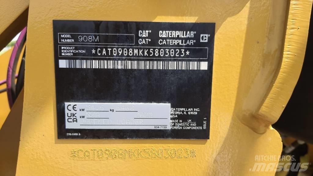 CAT 908M لوادر بعجل