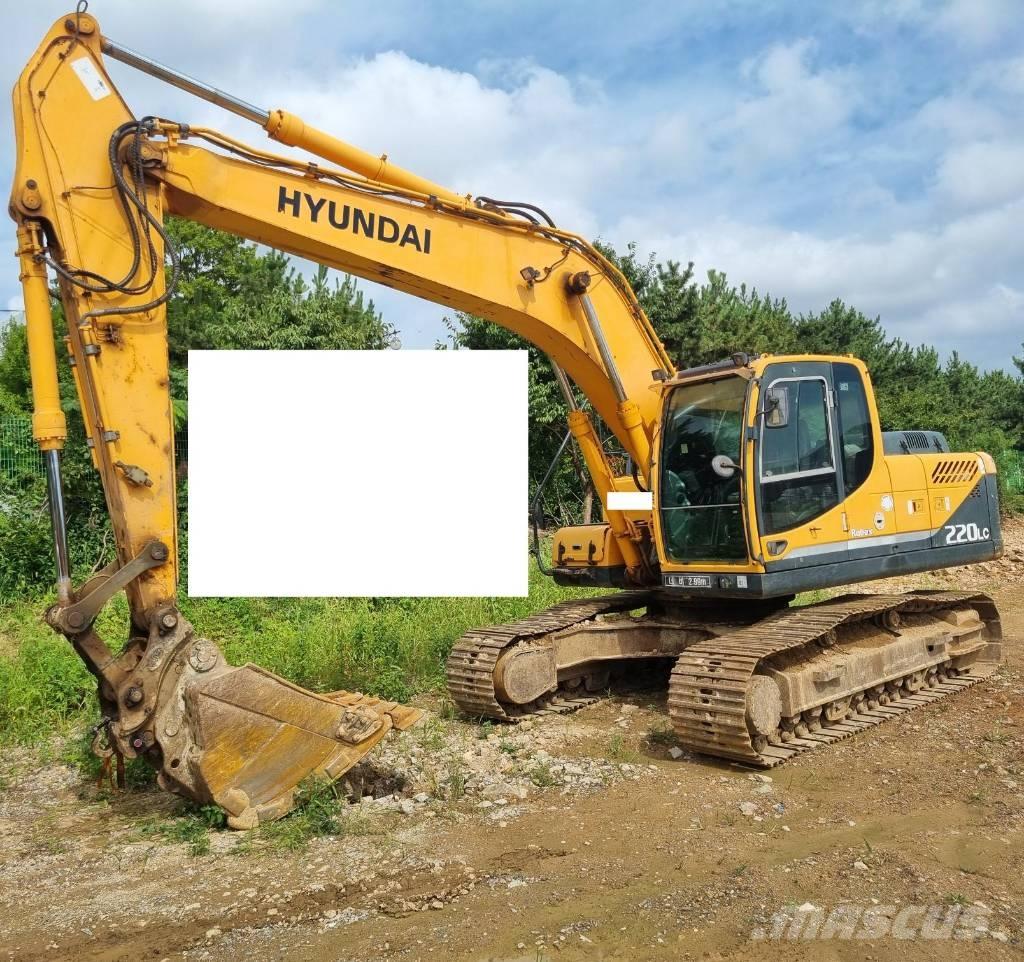 Hyundai Robex 220 LC حفارات زحافة