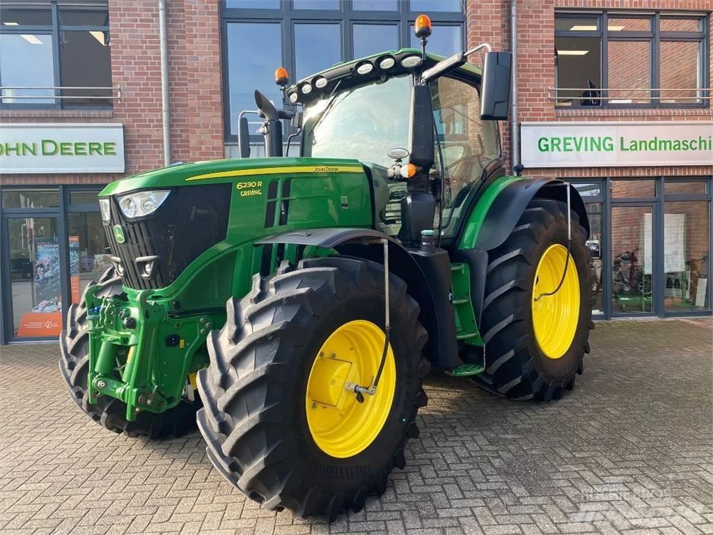 John Deere 6230R الجرارات