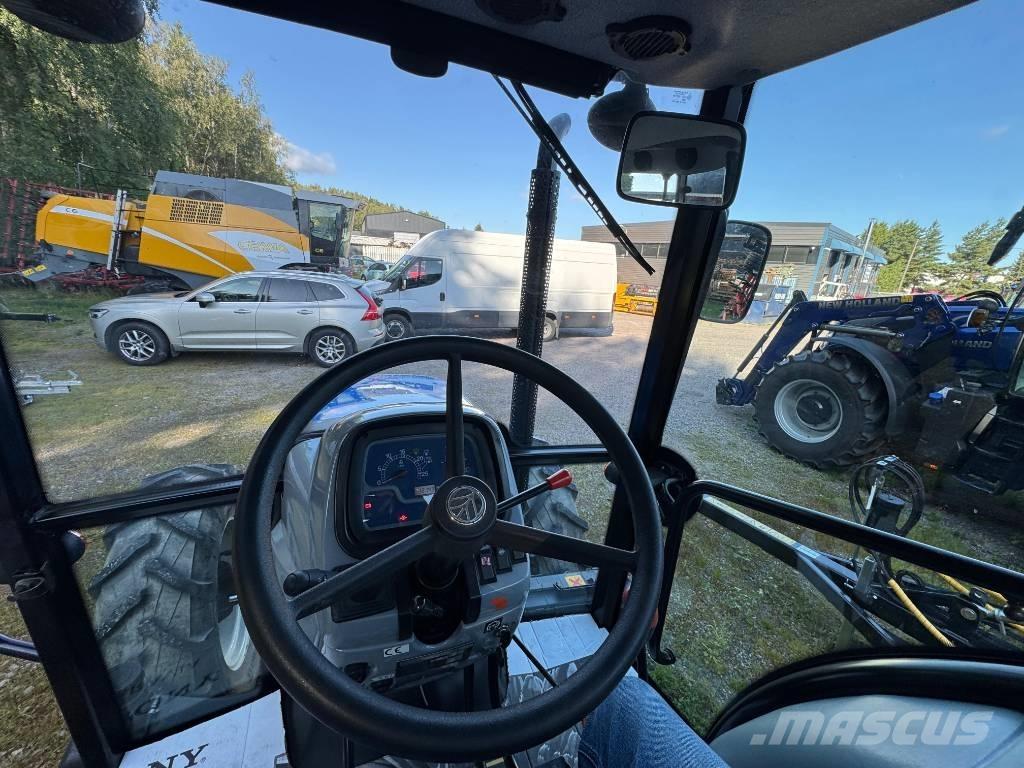 New Holland TD 5040 الجرارات