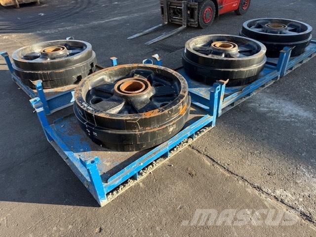 CAT 6020 NEW IDLER المسارات والسلاسل والهيكل السفلي