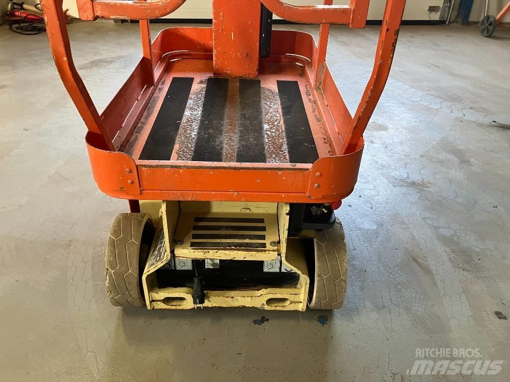 JLG 1230 ES رافعات السارية الرأسية