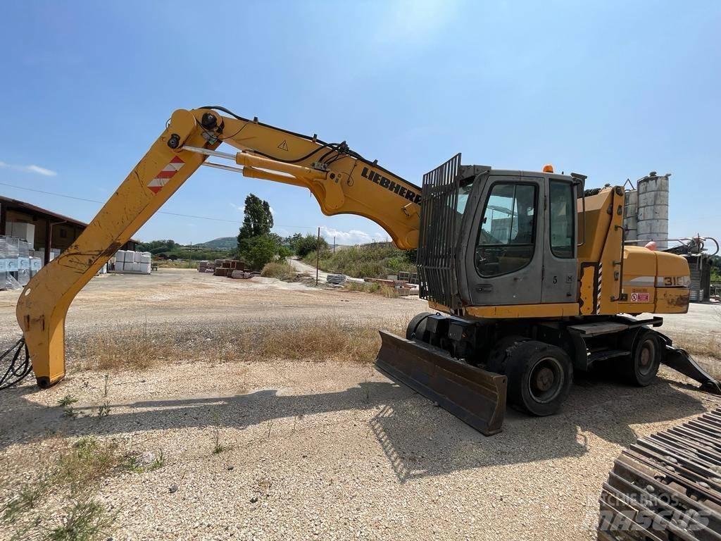 Liebherr A316 مناولات المخلفات / مناولات صناعية