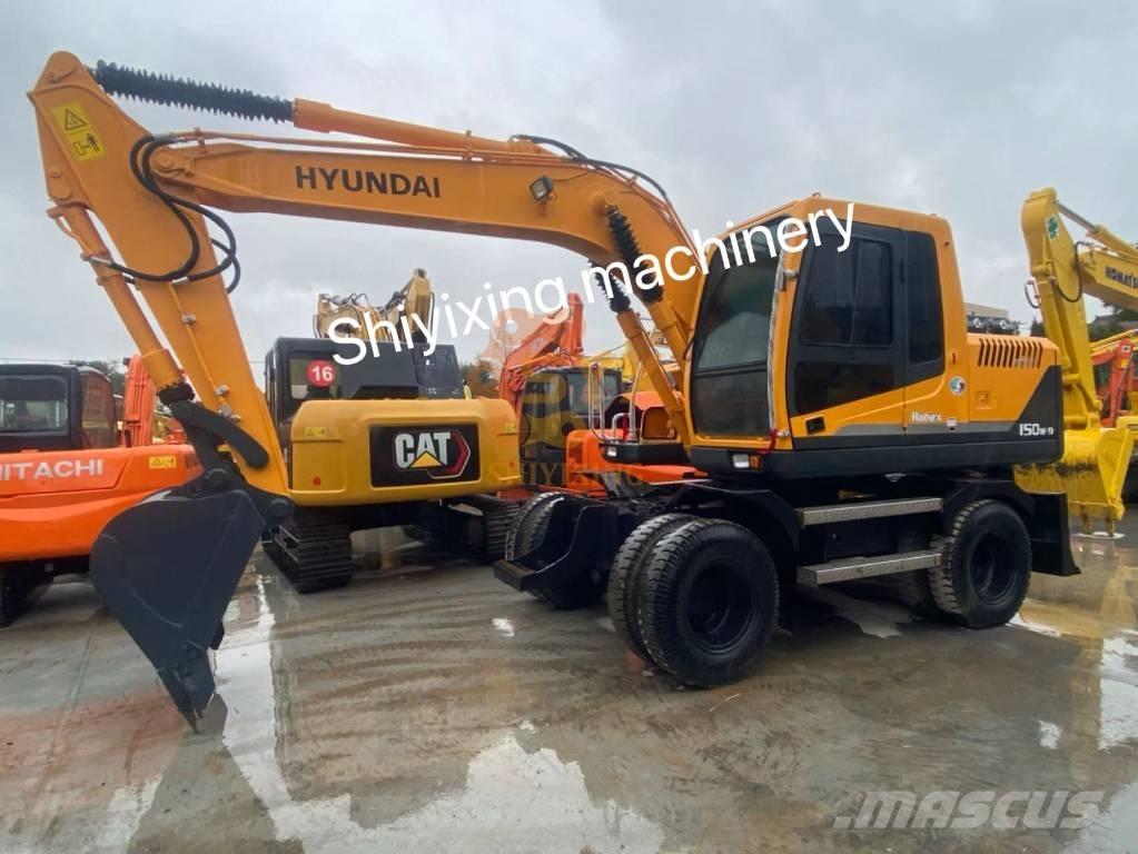 Hyundai 150W-9 حفارات زحافة
