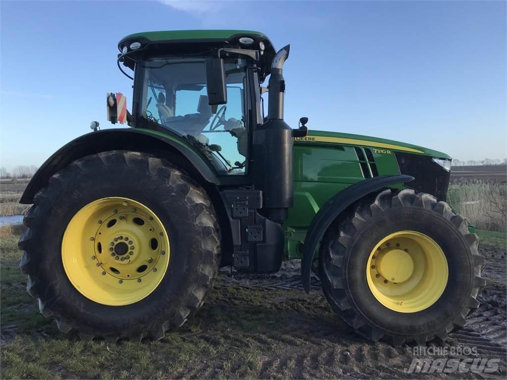 John Deere 7310R الجرارات