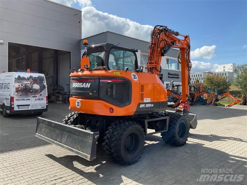 Doosan DX100W-7 حفارات بعجل