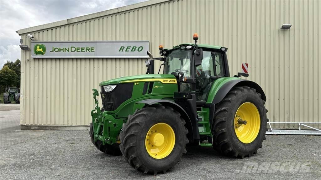 John Deere 6M 240 الجرارات
