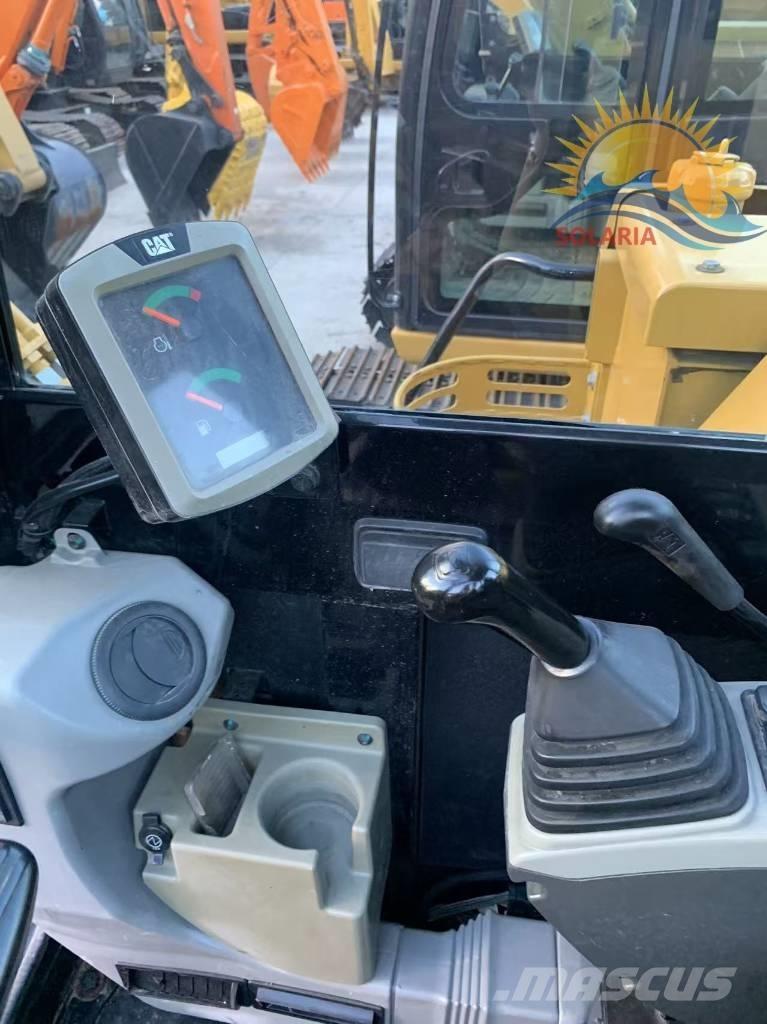 CAT 305.5 E2 حفارات زحافة