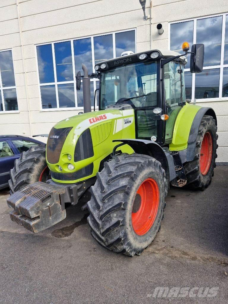 CLAAS Arion 640 الجرارات