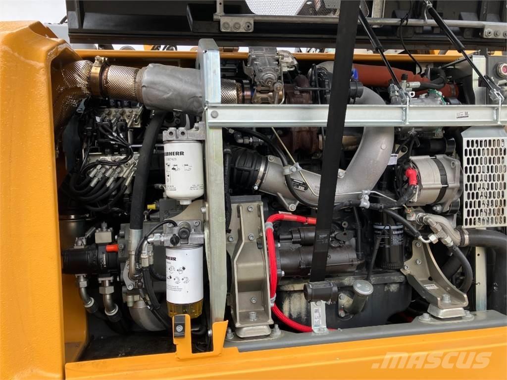 Liebherr A916 حفارات بعجل