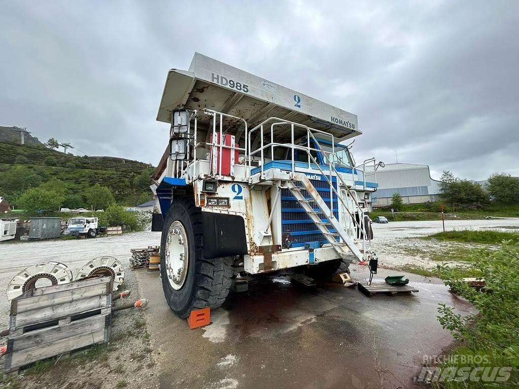 Komatsu HD985 عربات نقل قلابة للمواقع
