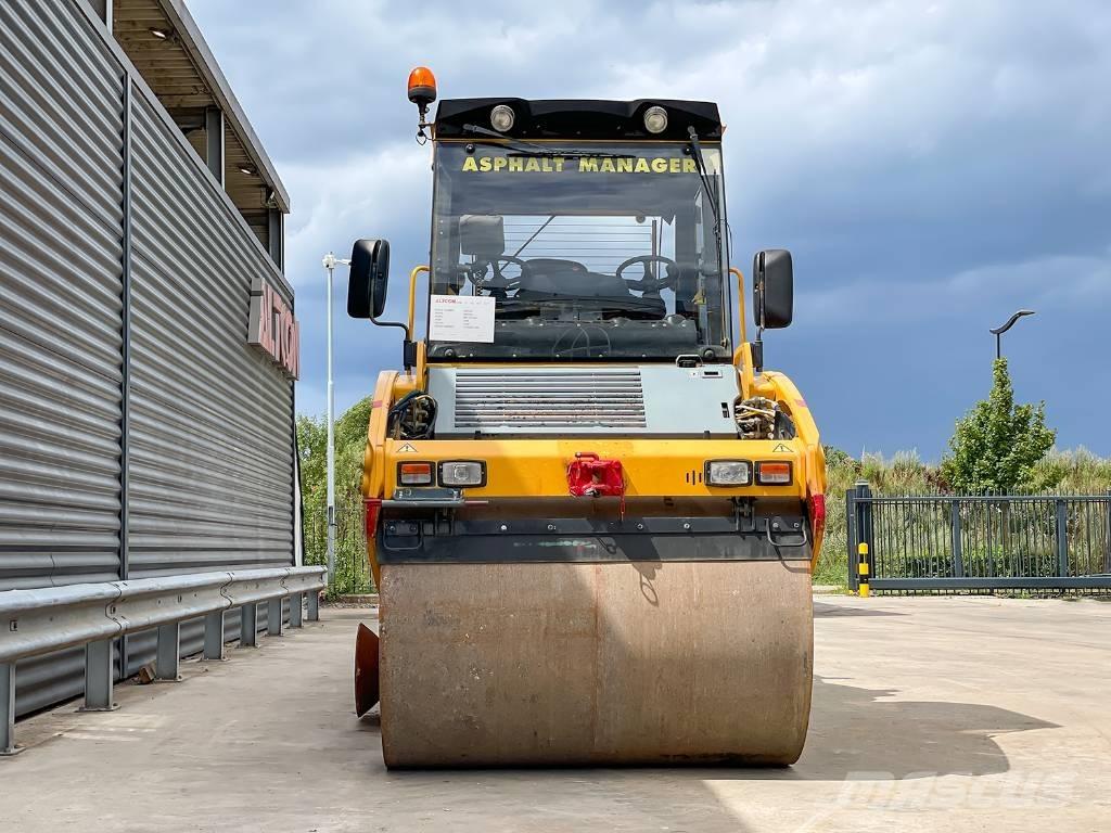 Bomag BW 154 AD-4 مداحل ثنائية الاسطوانة