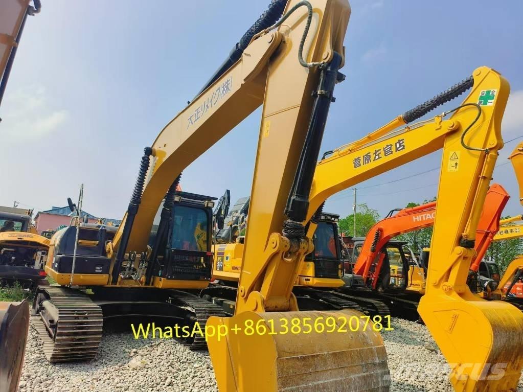 CAT 320 D حفارات زحافة