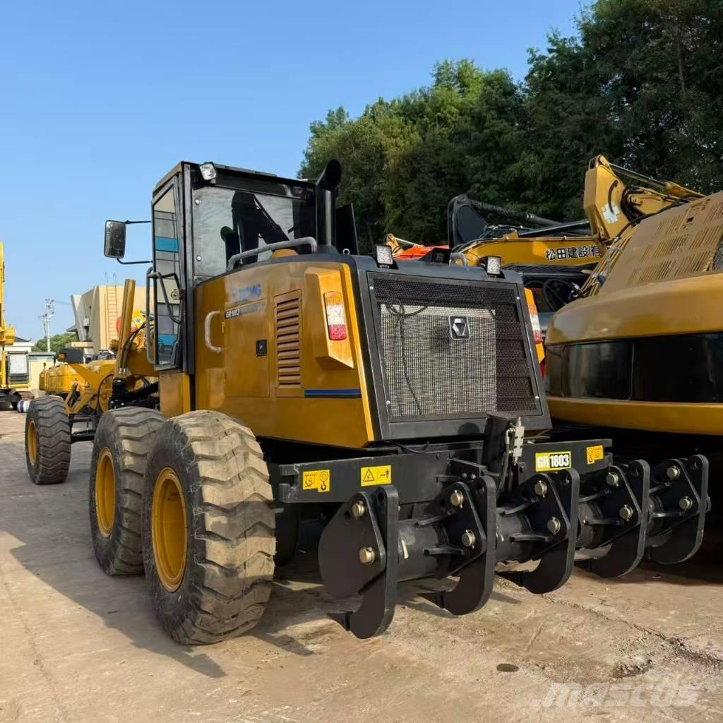 XCMG GR 1803 معدات تمهيد الطرق