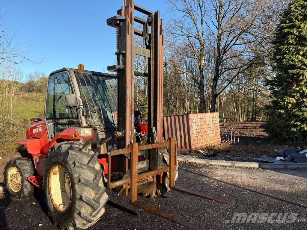Manitou M 26.4 شاحنات الطرق الوعرة