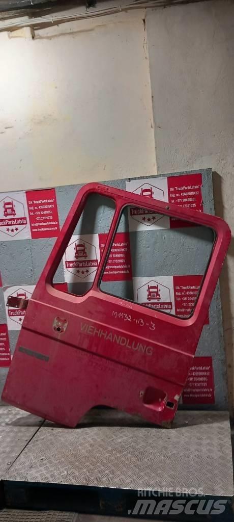 MAN 12.232 left door كابينة والداخلية
