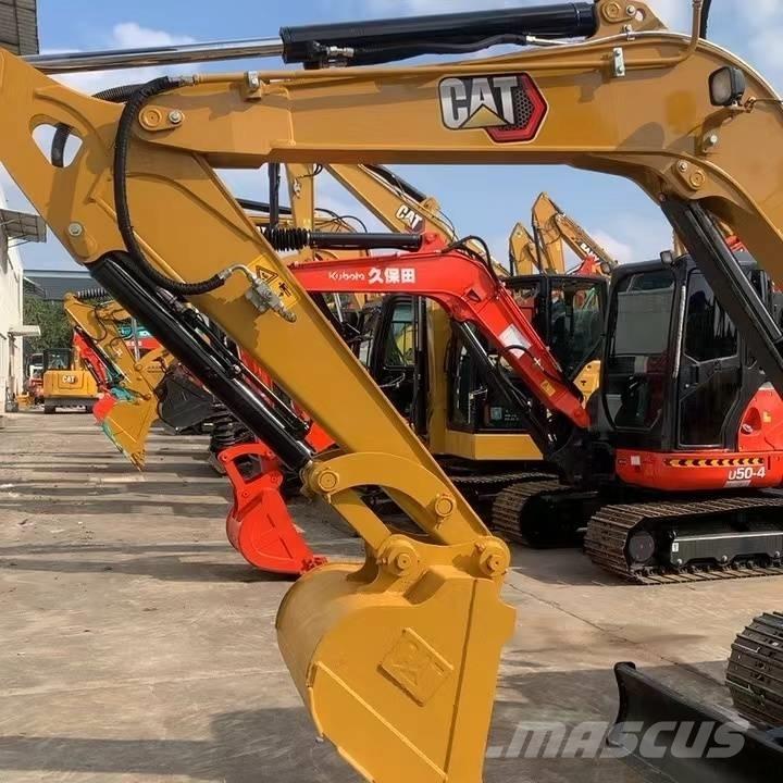 CAT 306E2 حفارات زحافة