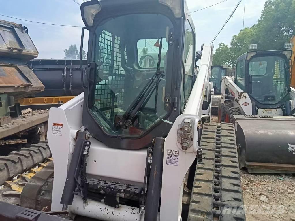 Bobcat T 770 لوادر انزلاقية التوجيه