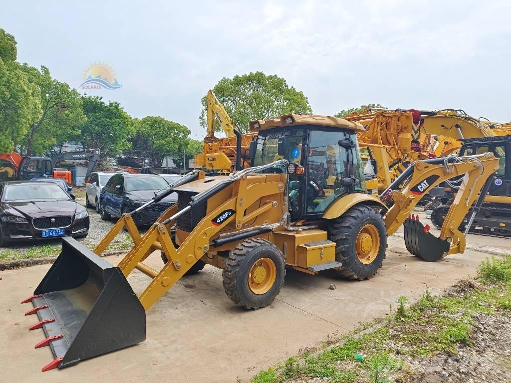 CAT 420 F لوادر ذات جرافات عكسية