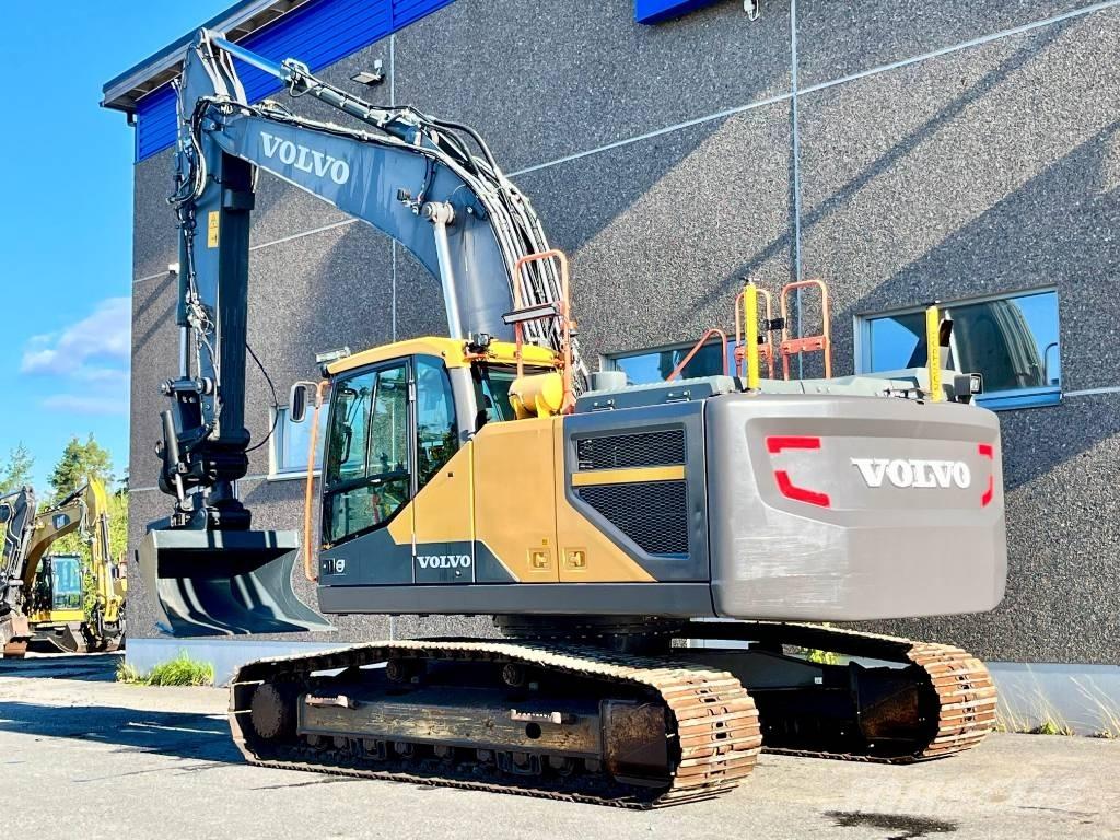 Volvo EC 250 E حفارات زحافة