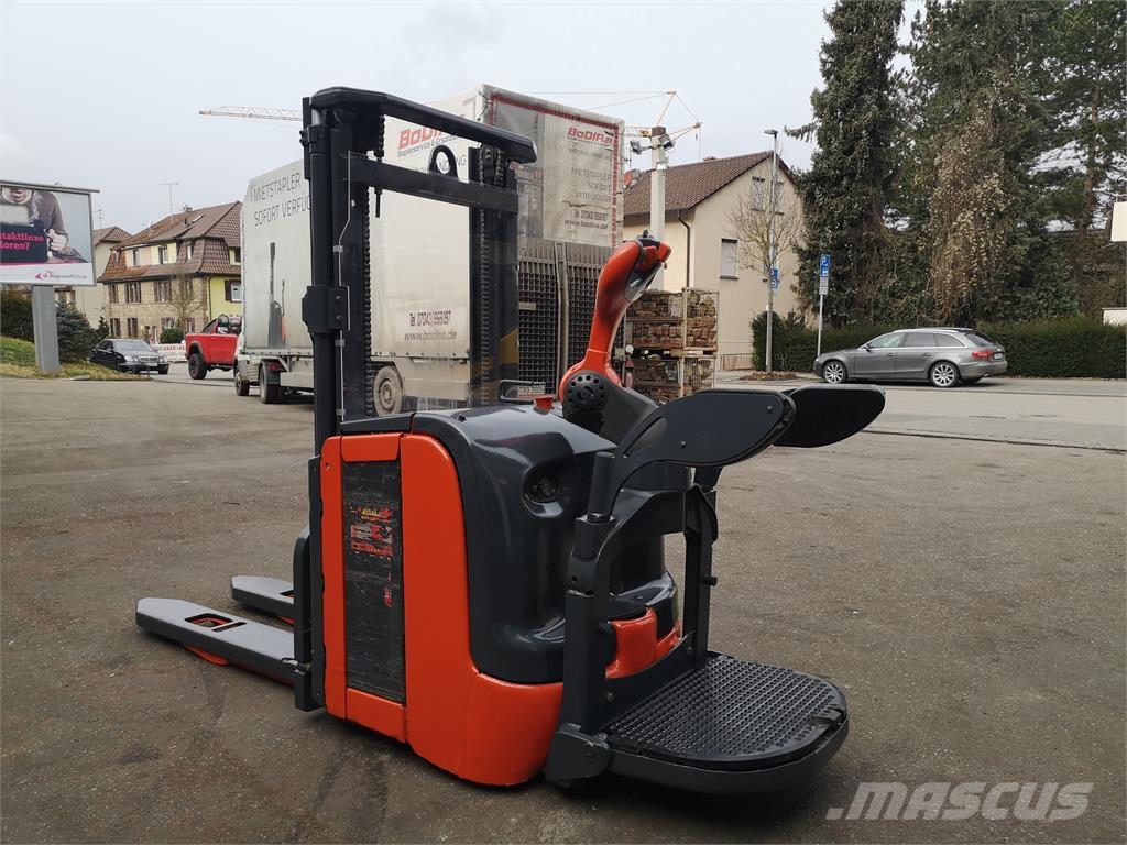 Linde L16 AP شاحنات مناولة ذاتية الدفع