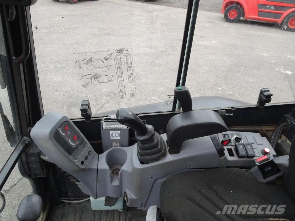 Kubota U27-4 حفارات صغيرة أقل من 7 طن (حفارات صغيرة)