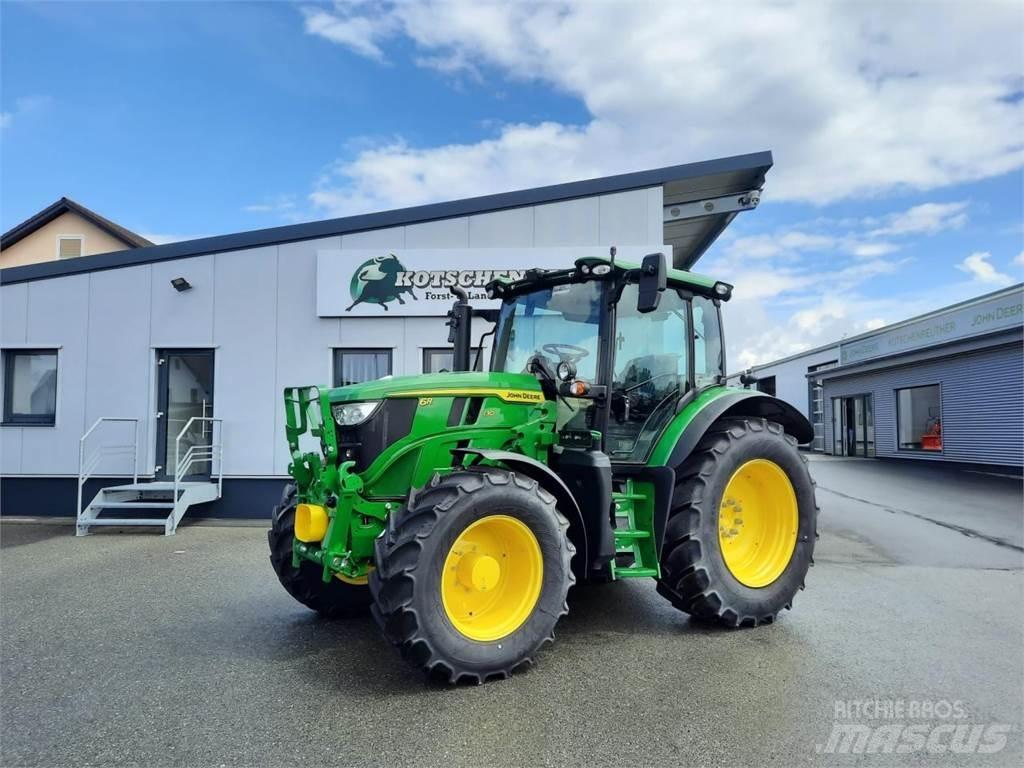 John Deere 6R 130 الجرارات