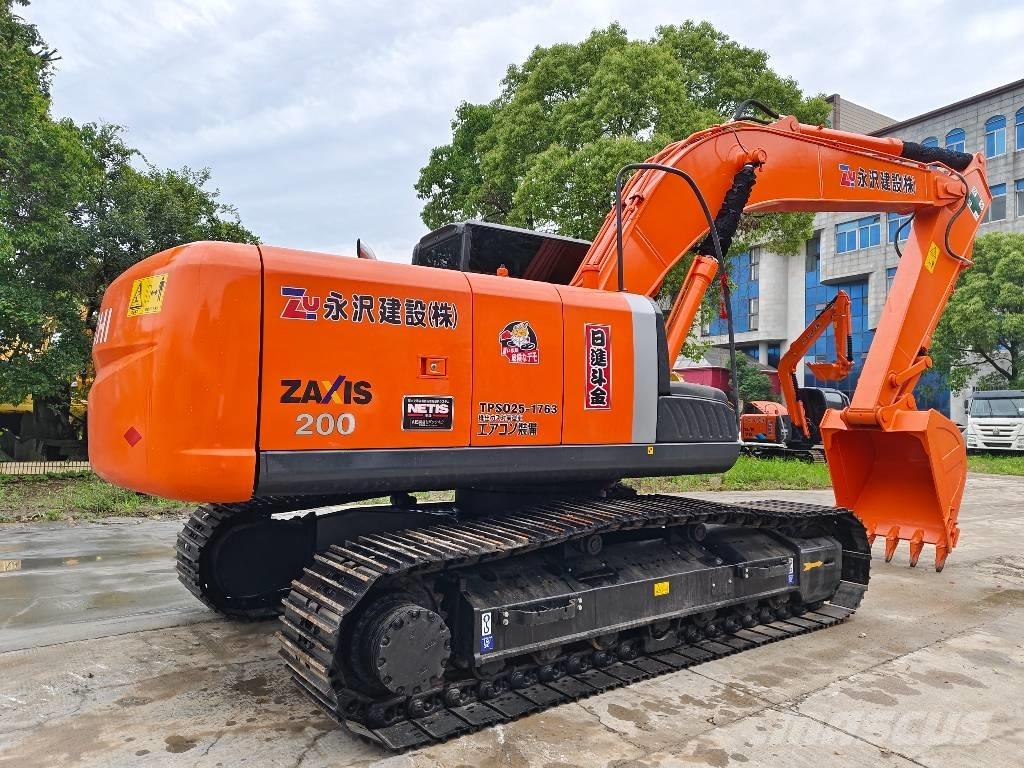 Hitachi ZX 200 حفارات زحافة