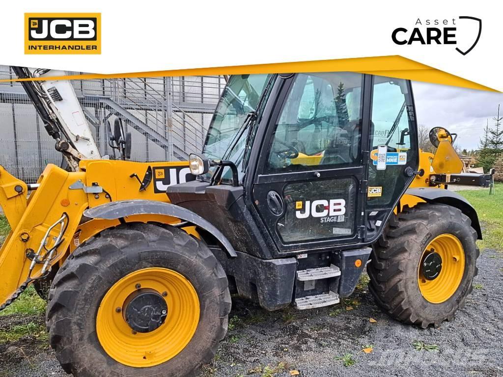 JCB 531-70 مناولات متداخلة