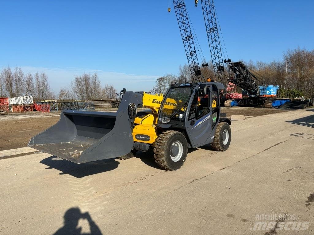 Eurotrac TH 25.6 مناولات متداخلة