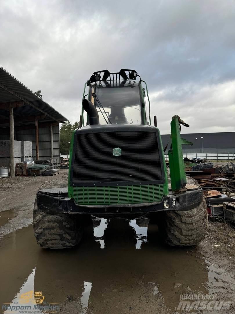 John Deere 1510E شاحنات