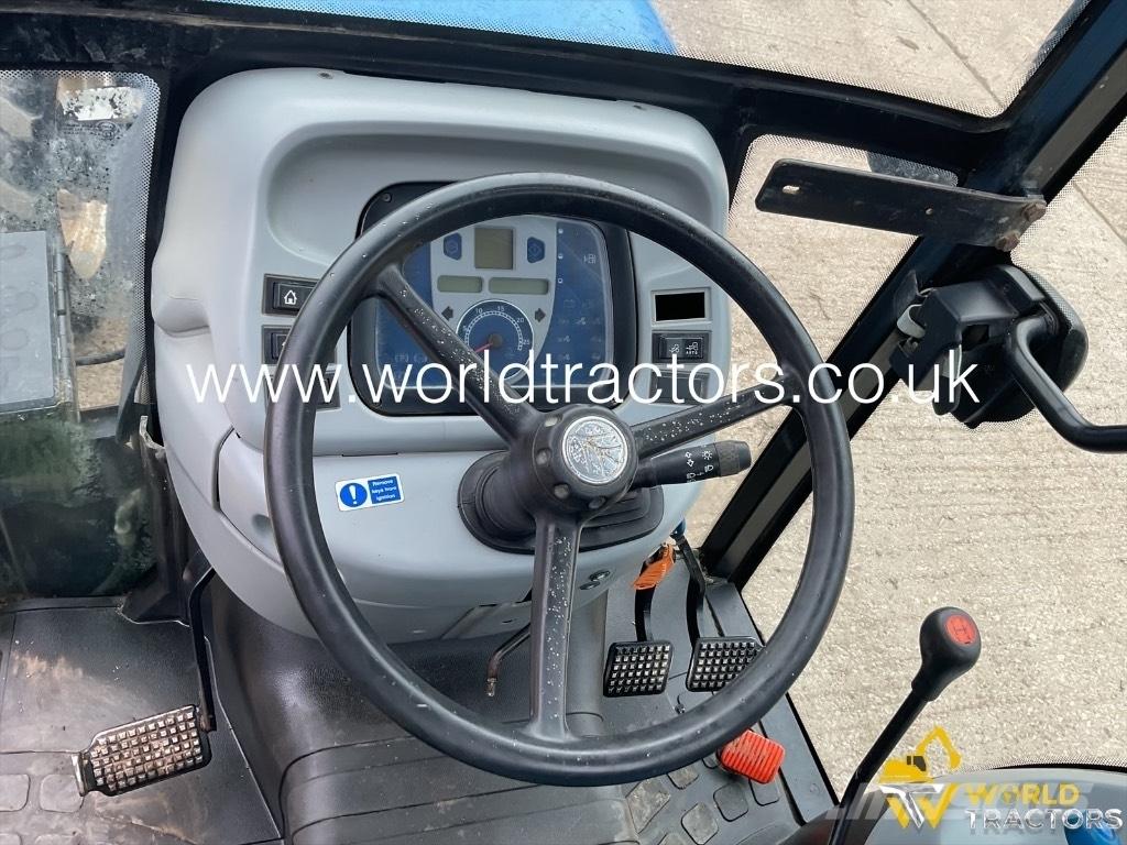 New Holland T 4.95 F الجرارات
