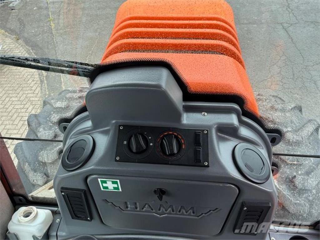 Hamm 3412 HT مداحل رجاجة مجرورة