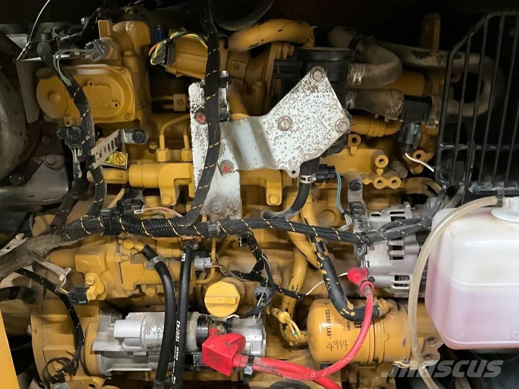 CAT 308 CR حفارات وسط 7 طن - 12 طن