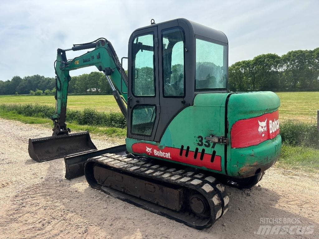 Bobcat 337 D حفارات صغيرة أقل من 7 طن (حفارات صغيرة)