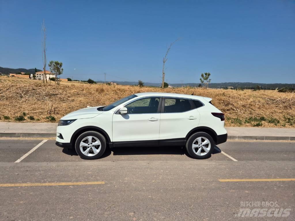 Nissan Qashqai سيارات