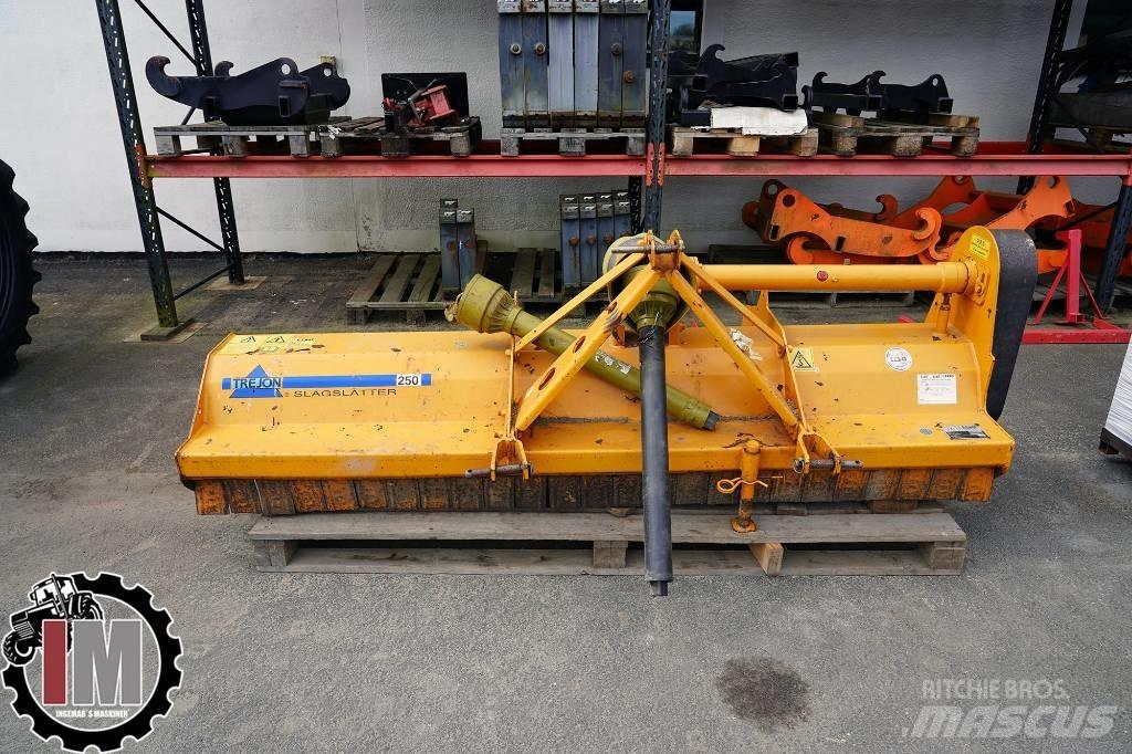 Berti EKR-S 250 جزازات وأغطية المراعي