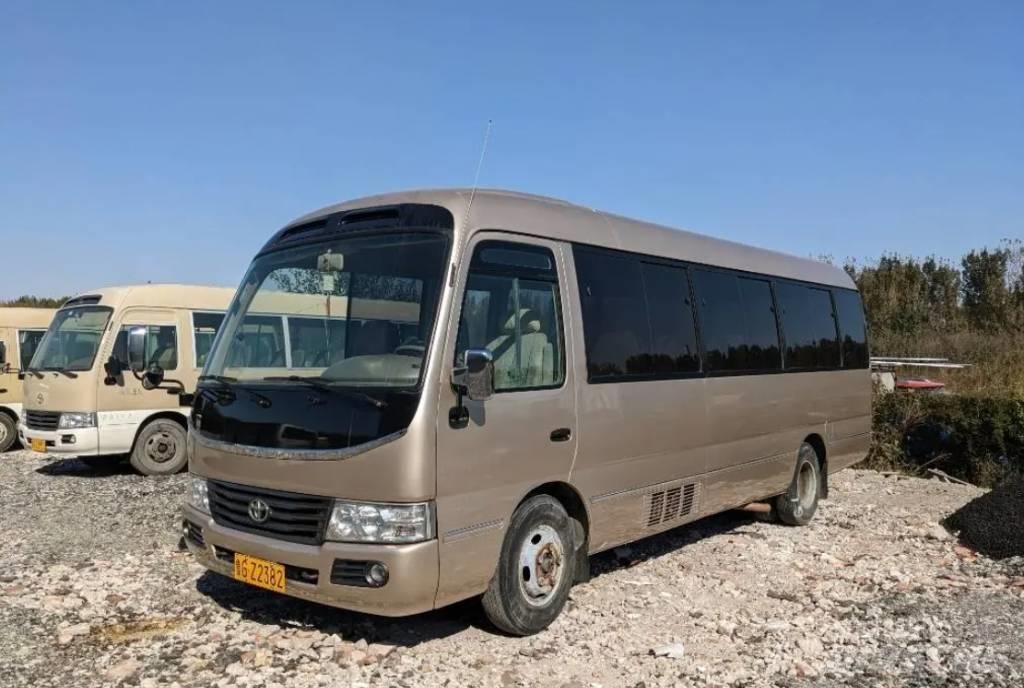 Toyota Coaster Bus حافلة صغيرة