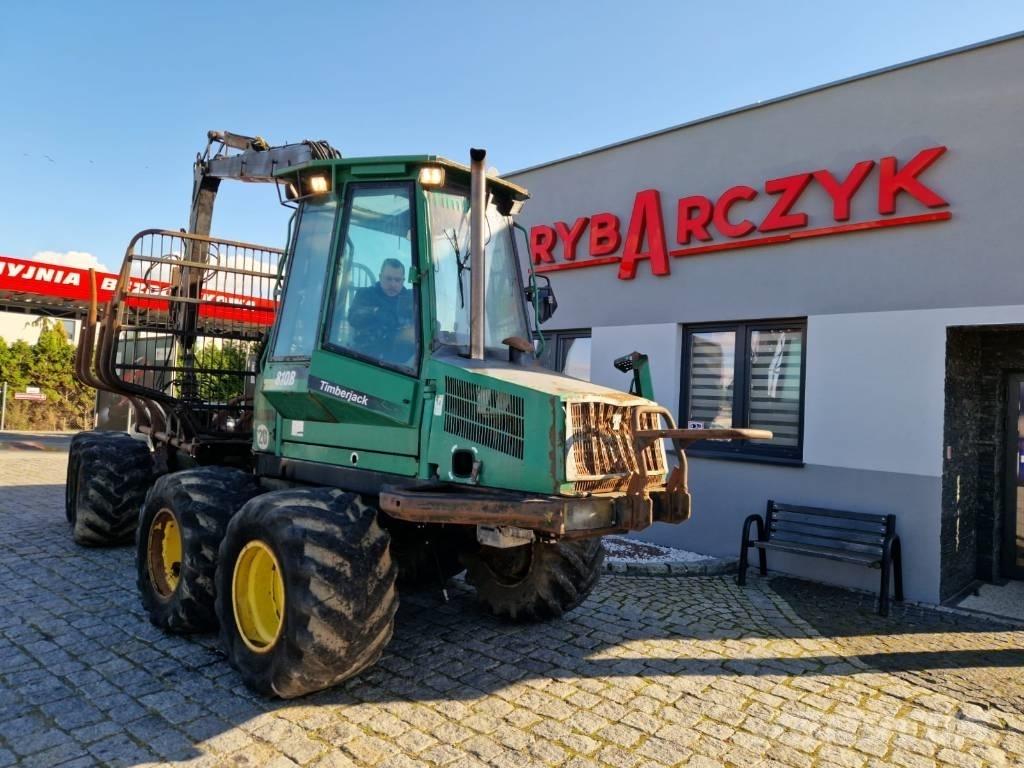 Timberjack 810 B شاحنات