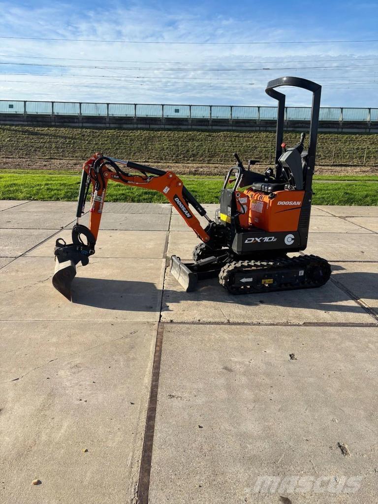 Doosan DX10Z حفارات صغيرة أقل من 7 طن (حفارات صغيرة)