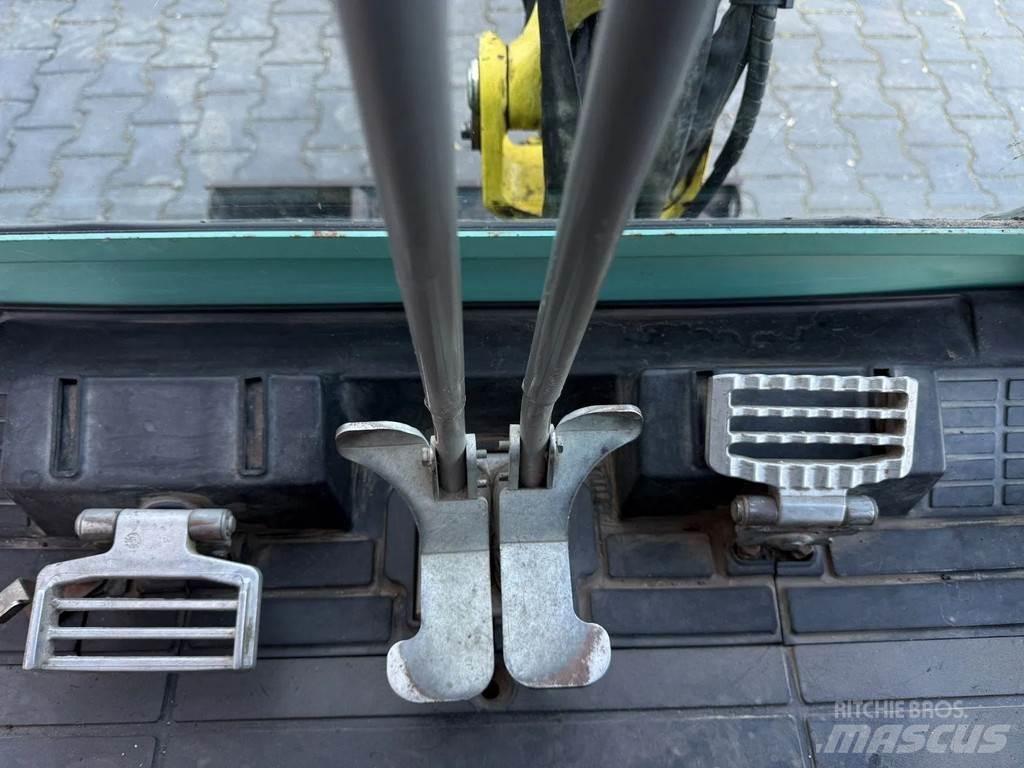 Yanmar SV17 رافعات صغيرة