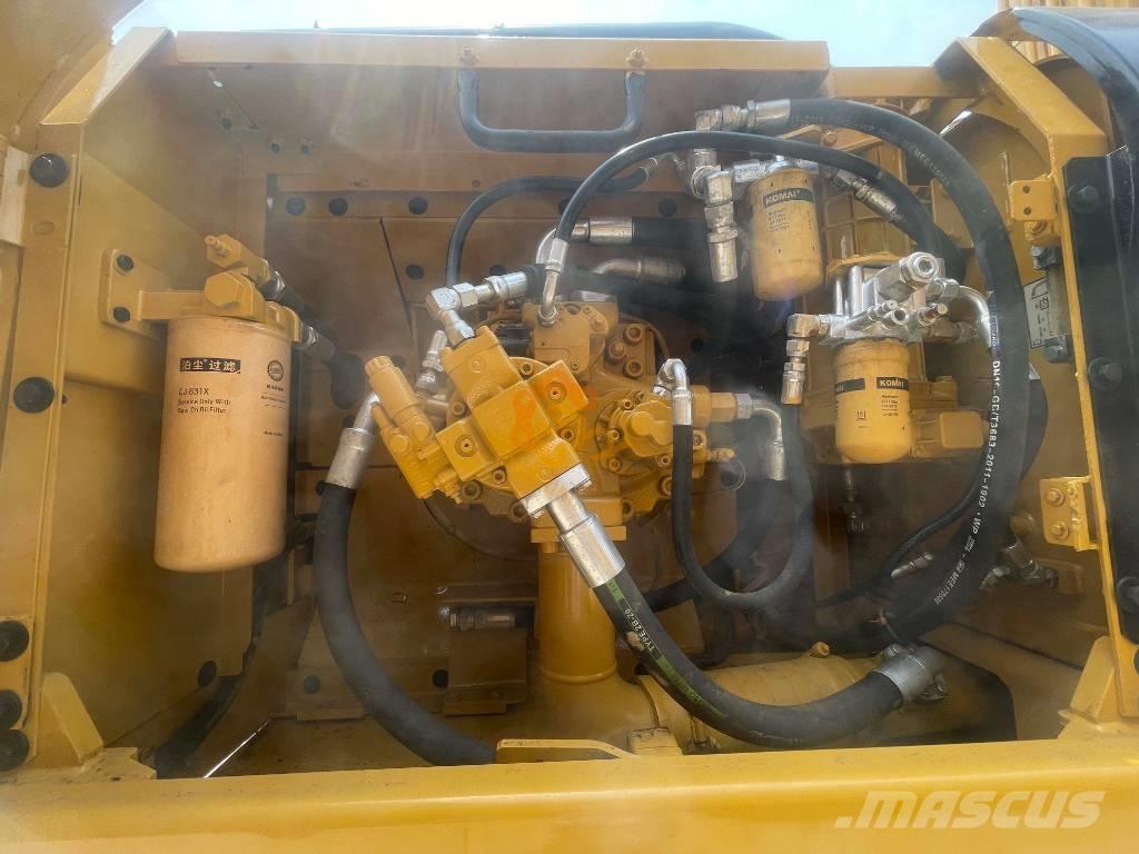 CAT 336 D2 حفارات زحافة