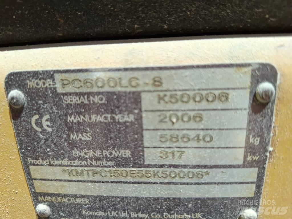Komatsu PC 600 LC-8 حفارات زحافة