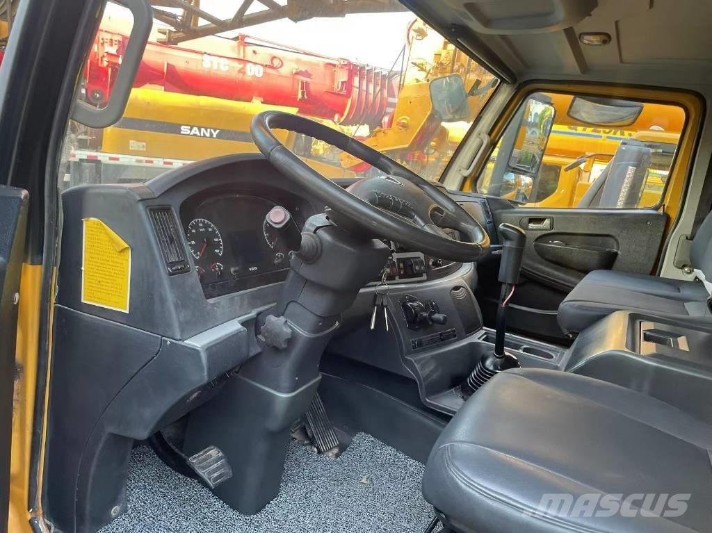 XCMG XCT 80 رافعات صالحة لكل أنواع الطرق