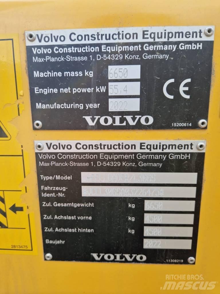 Volvo L 30 G لوادر بعجل