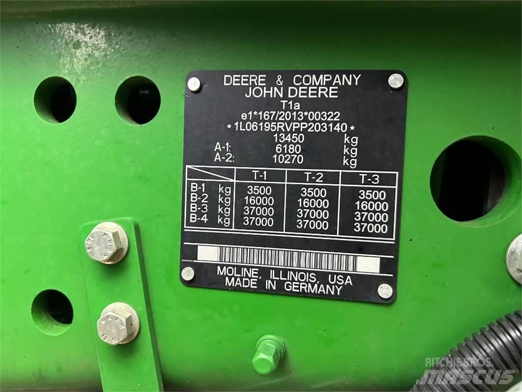 John Deere 6R 195 الجرارات