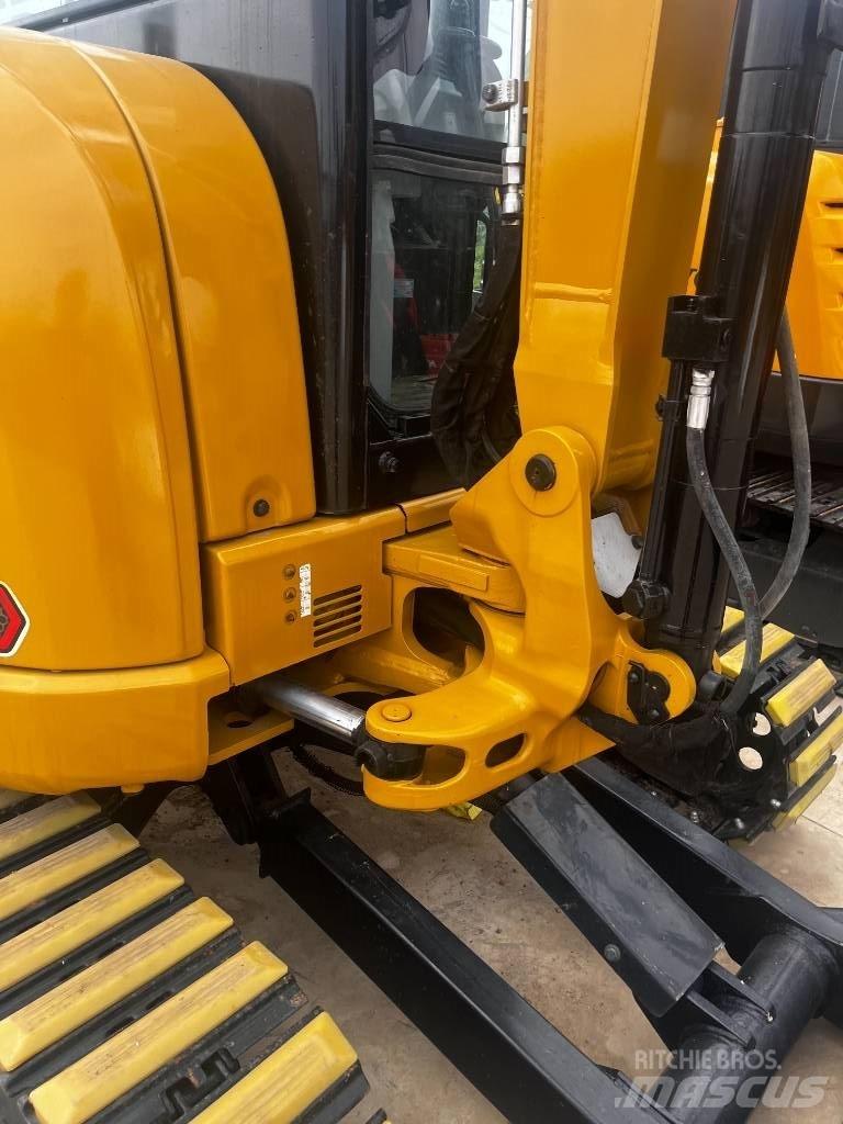 CAT 303.5 E حفارات صغيرة أقل من 7 طن (حفارات صغيرة)