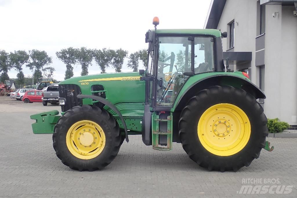 John Deere 6630 الجرارات