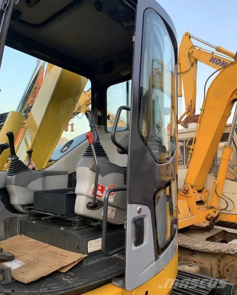 Komatsu PC 78 حفارات صغيرة أقل من 7 طن (حفارات صغيرة)