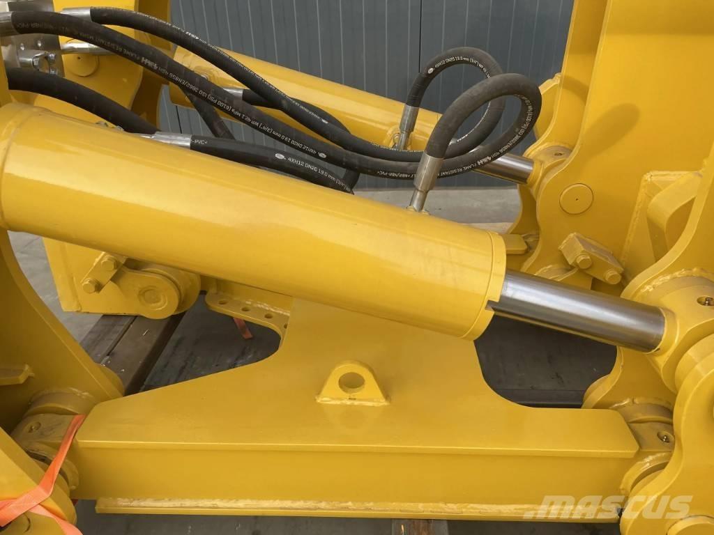 Komatsu D85 خداشات